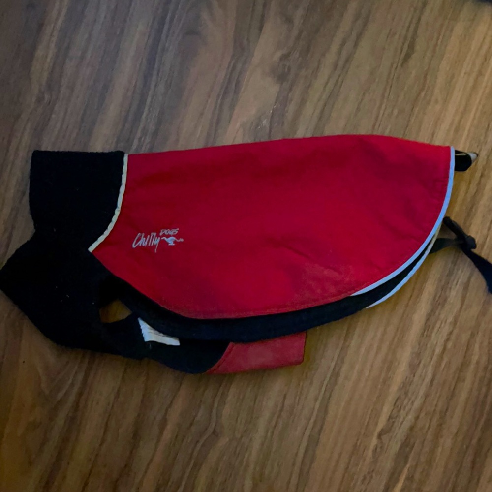 Chilly dogs North dog jacket - long and lean 12